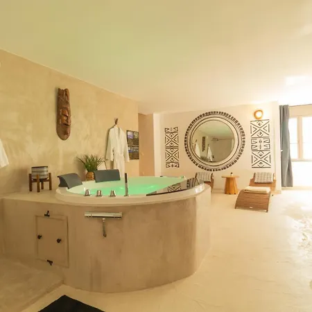 Apartamento Afro Ethnic - & Spa, Nouveau, Atypique Nîmes