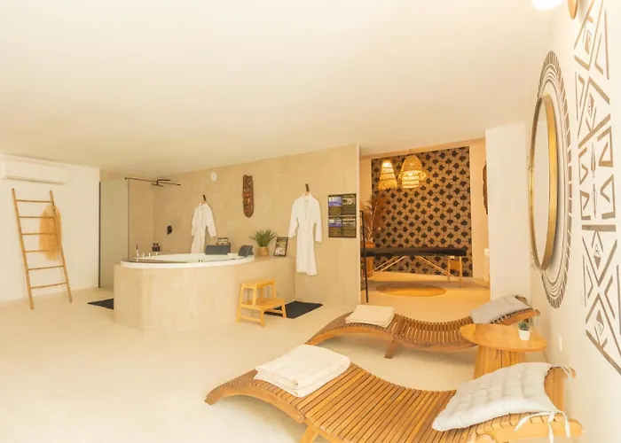 Afro Ethnic - & Spa, Nouveau, Atypique