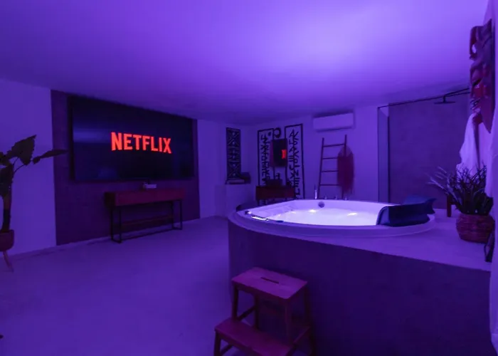 Apartment Afro Ethnic - & Spa, Nouveau, Atypique